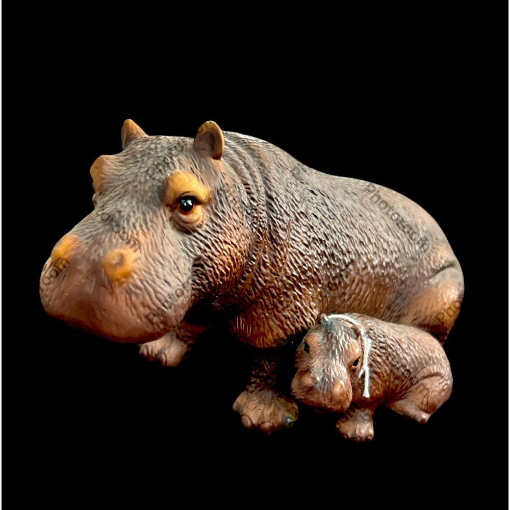 New Vintage Global Art Hippo w Baby Hand Painted Original  Piece Perfect